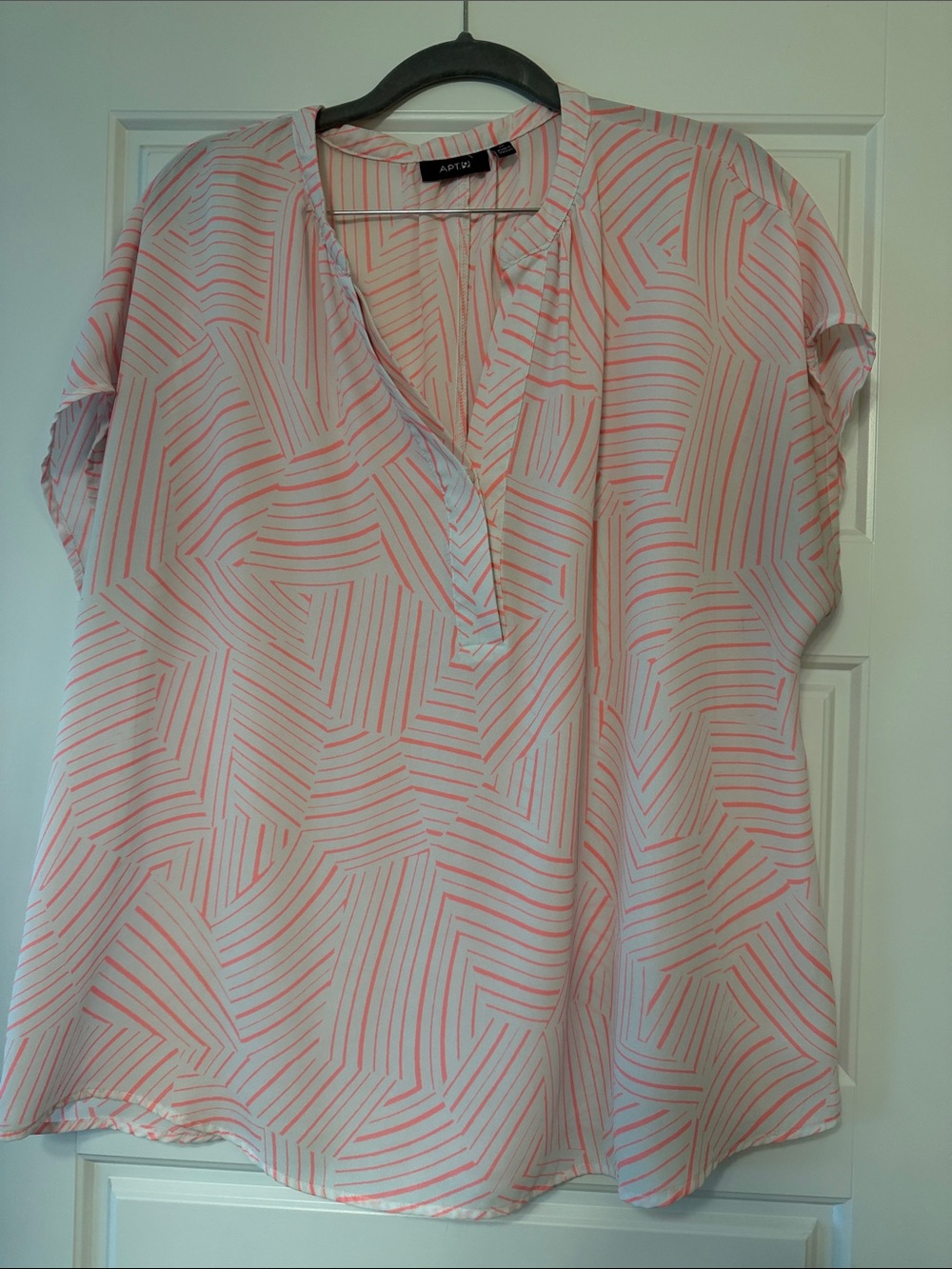 Apt. 9 Pink and White Geometric Cap-Sleeve Blouse